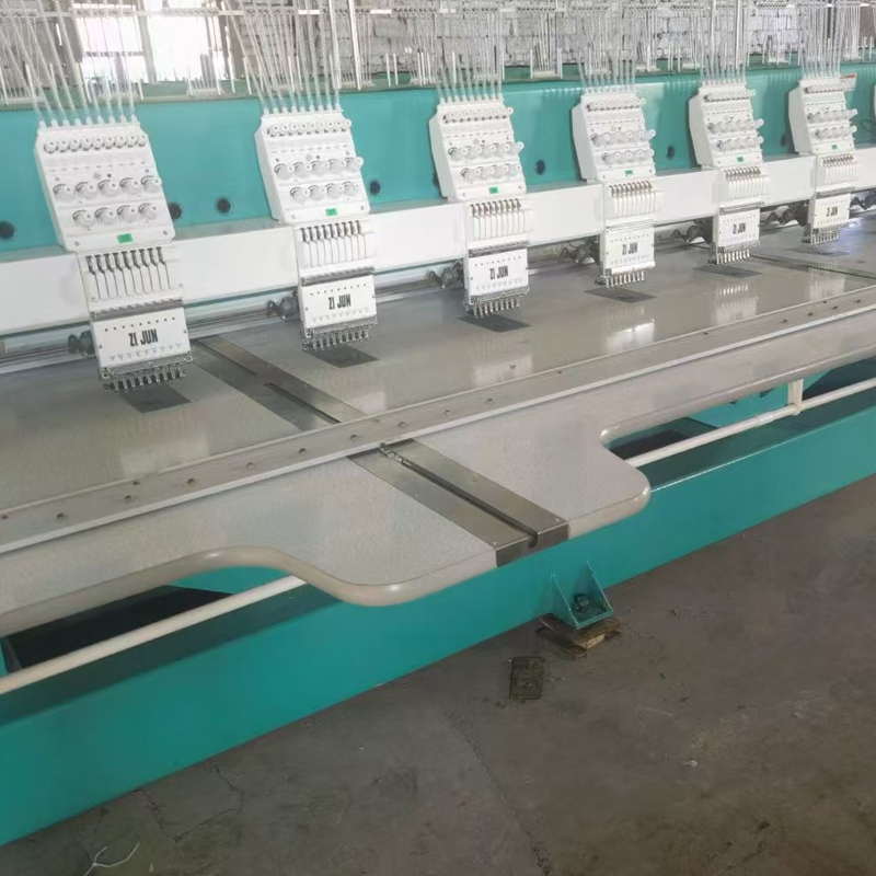 9 ihly 22 hlavy 400 hlavy vzdialenosť vysoká rýchlosť Y750 použitý emboridery stroj